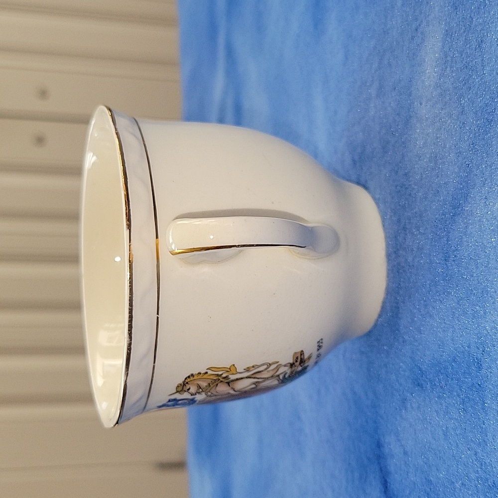 Queen Elizabeth Coronation 1953 Tea Cup Commemorative Vintage Royalty - Picture 2 of 7